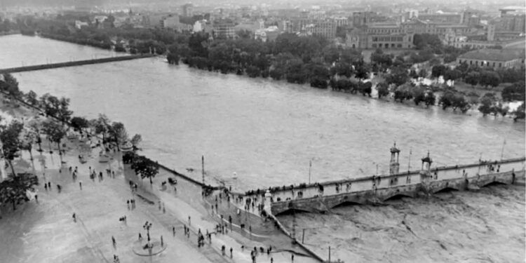 La riada del 57 de Valencia, la gran crecida del Turia que trajo la remodelación total de la ciudad