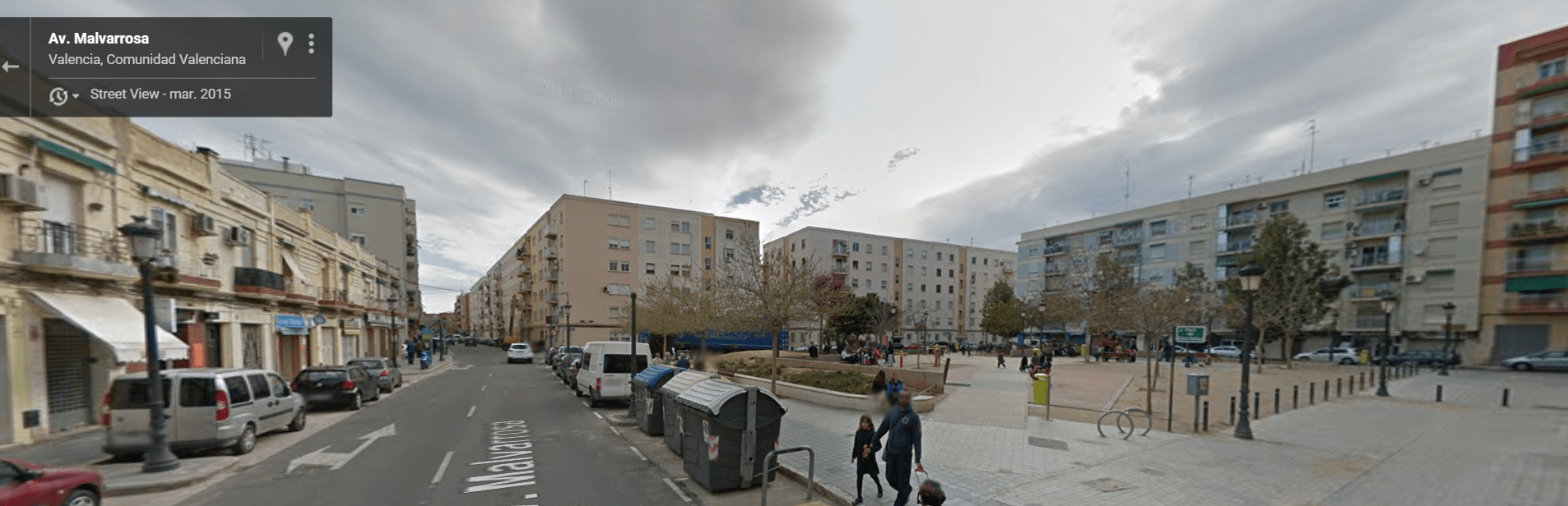 Situación, a la derecha, de la Plaza del Botánico Robillard (Plaça del Botànic Robillard), que esta en la misma Avenida Malva-rosa.