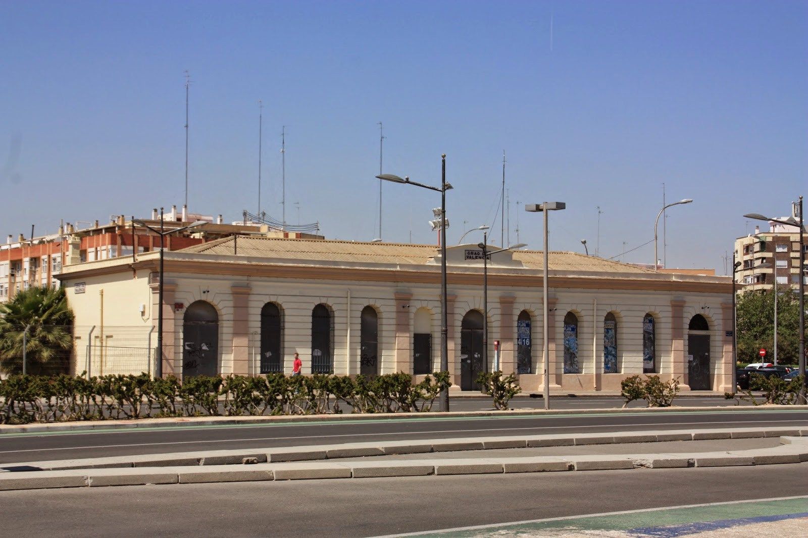 Estación del Grao. Esteban Gonzalo, 1986, cedida a Valenciaenblancoynegro.blogspot.com