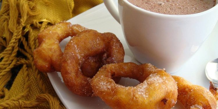Buñuelos de calabaza paso a paso, receta tradicional del típico dulce valenciano