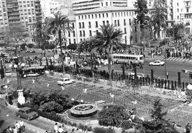 Foto de una panorámica tomada el 18 de marzo de 1986 desde el Puesto de Mando de Renfe, que entonces estaba en la terraza del edificio. Texto y foto de Esteban Gonzalo Rogel para la valenciablancoynegro.blogspot.com.es