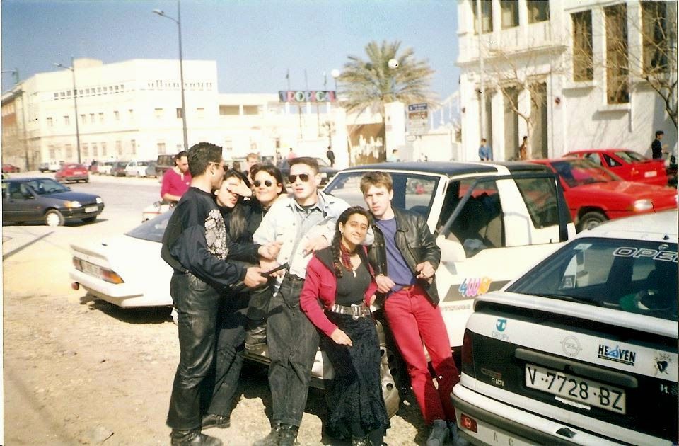 Foto de ACTV cuando se llamaba Tropical, hoy Akuarela Playa en Eugenia Viñes. Fuente: http://fuckyeahurbantribes.blogspot.com.es