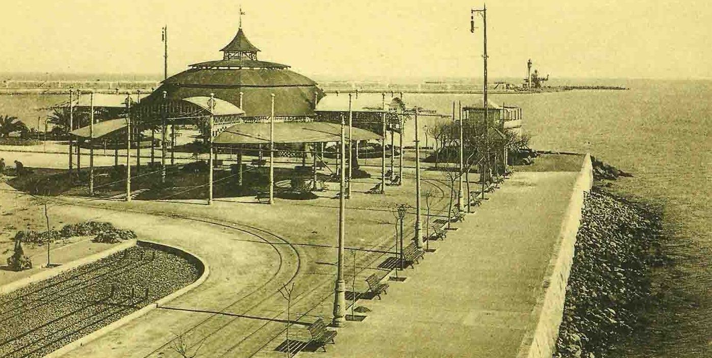Así era la Valencia veraneante: cuando el tranvía llegaba hasta el mar