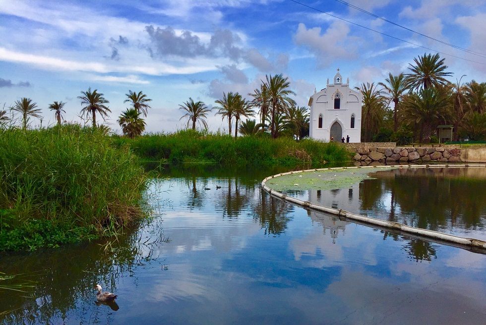 La Ermita del Miracle dels Peixets, la pequeña ermita marinera neogótica de Alboraya