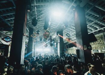 La discoteca Chocolate, la catedral de la música, cumple 44 años de historia