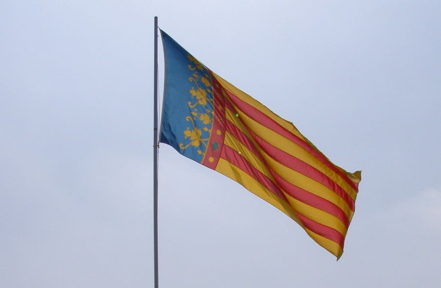 ¿Sabías que la Real Senyera de Valencia no se inclina ante nada ni nadie, únicamente ante Dios?