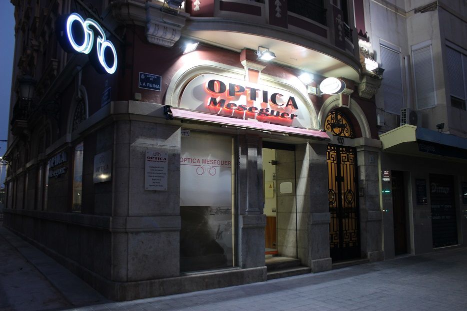 Óptica Meseguer: historia de uno de los comercios históricos del Marítimo de Valencia