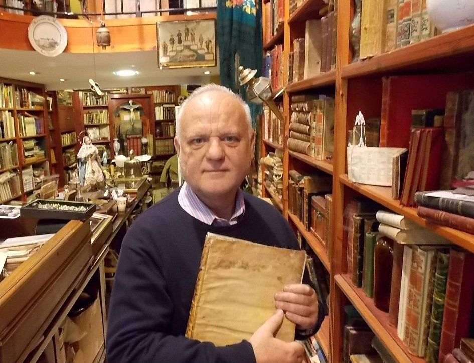 Localizan el primer álbum de fotos de España con imágenes de El Cabanyal