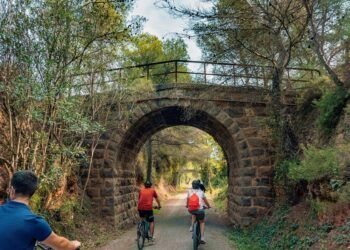 La conexión de la Vía Xurra con la Vía de Ojos Negros creará un sendero ciclopeatonal de 200 km