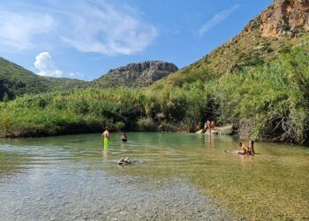 La Peña María de Gestalgar, una preciosa zona de baño del río Turia