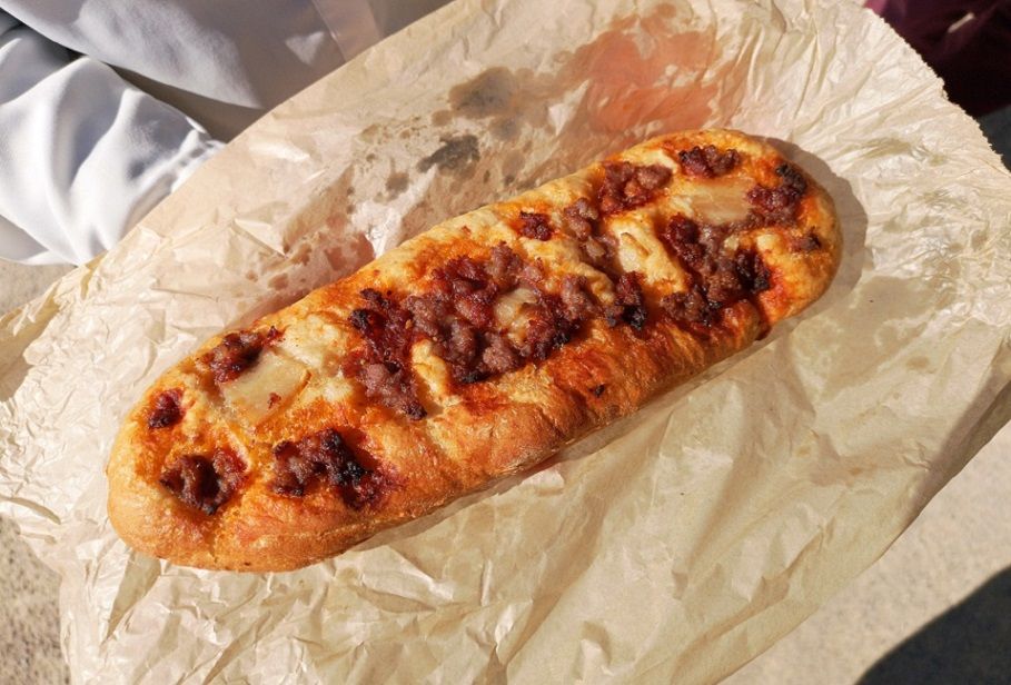 Pelaeta de Riba-roja de Túria, la tradicional coca salada ribarrojera