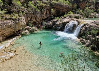 El Charco los Picantes, una de las maravillas naturales de Bicorp para darse un buen chapuzón