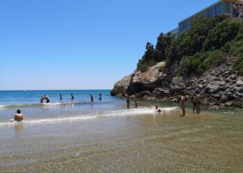Cala Orpesa la Vella y del Retor, dos bellas calas a los pies de los restos de un poblado de la Edad del Bronce