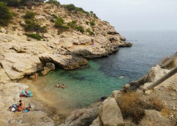 El Racó del Conill, una de las calas más bonitas de la Comunitat Valenciana