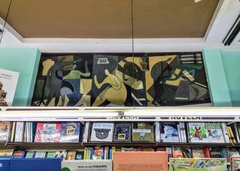 El mural de Luis Arcas Brauner en la librería París Valencia, una joya que puede pasar desapercibida