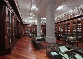 Descubre gratis la Sala Duque de Calabria de la Biblioteca Histórica de la Universitat de Valencia
