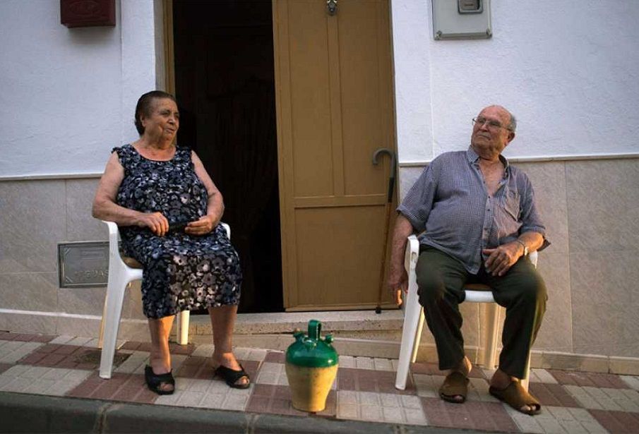 La tradición valenciana de salir a la fresca, una bella costumbre extendida por toda España
