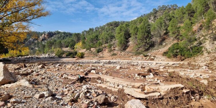 Desaparece el Charco Negro de Sinarcas, un paraje que fue camping con piscina y merenderos