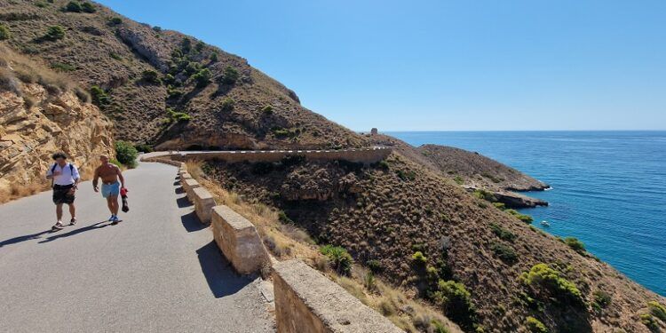 Las mejores rutas de senderismo para hacer con niños en la Comunitat Valenciana