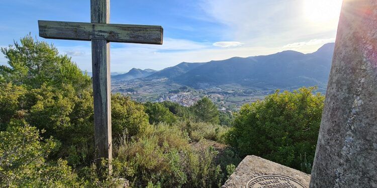 La Creueta de Montitxelvo, una cima con vistas espectaculares