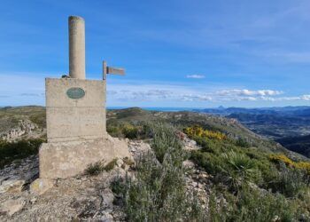 Subida al Puig Agut, un punto de Llutxent con espectaculares vistas