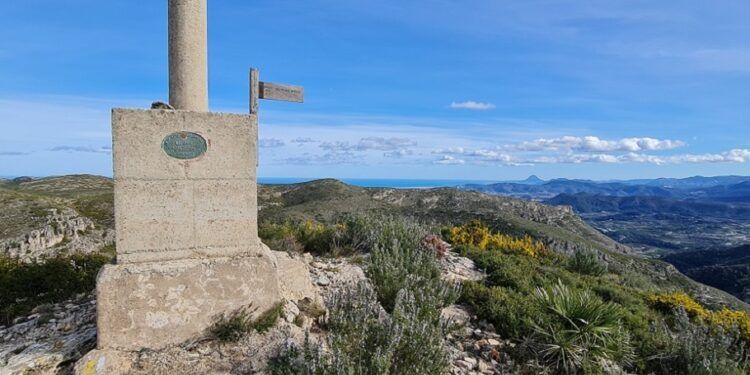 Subida al Puig Agut, un punto de Llutxent con espectaculares vistas