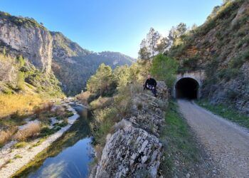 La Ruta de la Vía Verde del Serpis, un bello recorrido para el senderismo y el cicloturismo