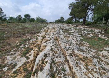 Las Carriladas Ibero-Romanas de L’Énova, una joya patrimonial junto a una carretera