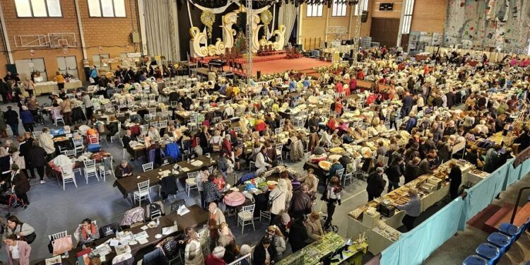 El encaje de bolillos, una tradición artesanal que todavía perdura en la Comunitat Valenciana