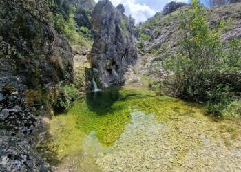 Un paseo por el barranc de Cocons, els Tolls y el barranc de Turrubanes, una ruta llena de pozas