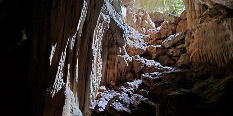 La Sima de l´Aigua, la maravilla natural de la Barraca d´Aigües Vives