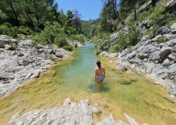 La ruta dels Tolls del Barranc de l’Encantada