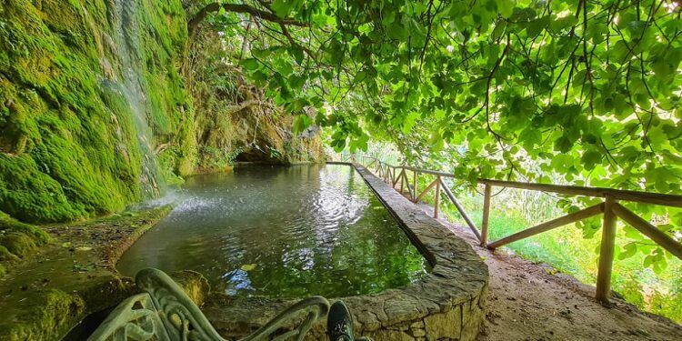 La Font dels Xorros, un rincón mágico en Bolulla