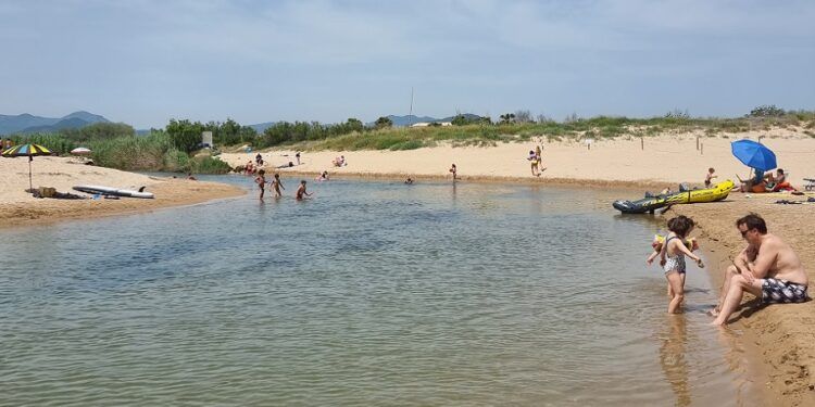 La desembocadura de la Séquia del Vedat, un precioso rincón del riu Bullent junto al mar