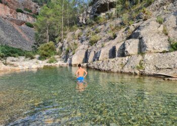 La Fuente la Valentina, la preciosa área recreativa con zona de baño de Ludiente