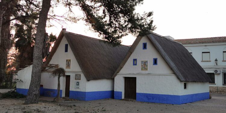 Las barracas de la Escuela de Capataces Agrícolas del puerto de Catarroja serán rehabilitadas