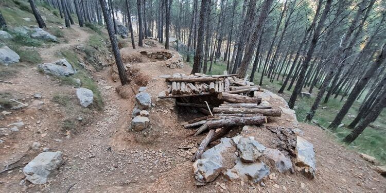 De ruta por las Trincheras de la Vegatilla de Jérica, con subida al Alto de Sayas y el de la Muela