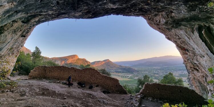 El Bovedón de Gandia, un antiguo gran corral para el ganado convertido en sector de escalada