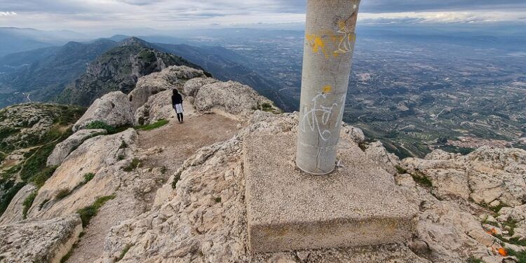 El Cim del Benicadell desde Beniatjar, una espectacular ruta en la provincia de Valencia