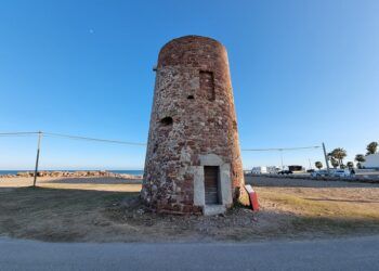 La Torre de Guaita de El Puig, una torre vigía del s. XVI como defensa frente a los piratas