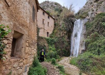 El Chorrador de Alcoy, una bella cascada en el curso del barranc del Cint