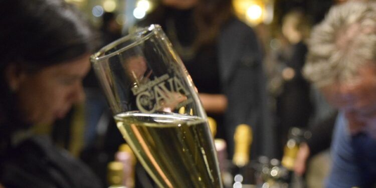 Requena celebra esta semana la feria del cava valenciano con música, gastronomía y degustaciones