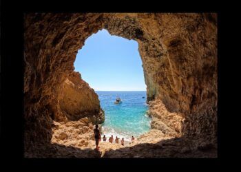 El Racó del Sogall, una pequeña cavidad y caleta de Xàbia únicamente accesible por mar