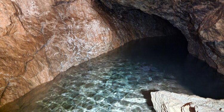 La Ruta Turística de Barx, la sencilla ruta de las fuentes y la nevera de Barx