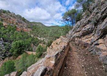La Ruta de la Hoz de Zarra, un precioso recorrido zarrino por el paraje de la Hoz