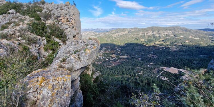El Cim del Buscarró o del Buixcarró, una de las mejores panorámicas de la Serra de Quatretonda