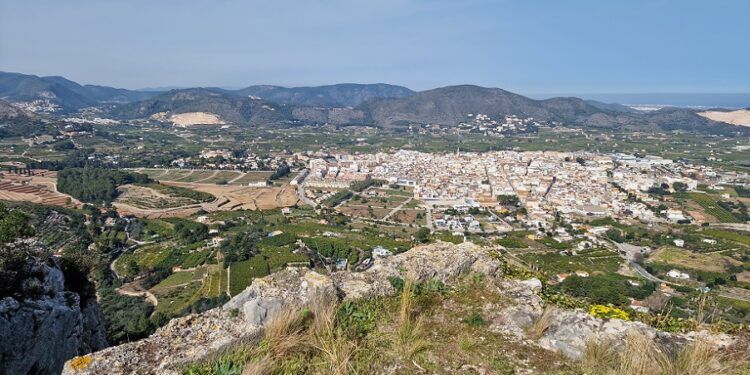 El Castillo de Ambra, el rincón histórico de Pego con las mejores panorámicas de la población