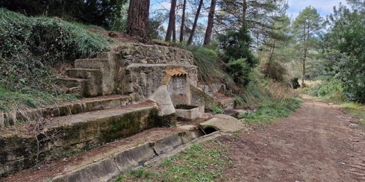 La Font d’Ivars y la Serra de Santa Anna desde Beneixida, una sencilla ruta a un paso de Valencia