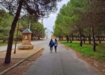 El Poble Vell y les Penyetes desde Beneixida, una ruta en Valencia para hacer en bici o caminando