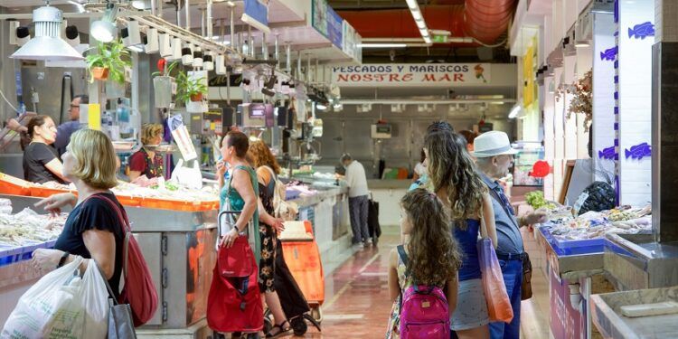 El Mercado del Cabanyal ofrecerá degustaciones de recetas típicas de la Semana Santa Marinera